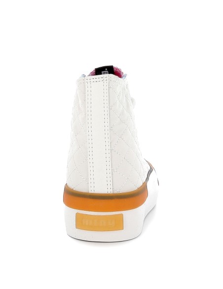 Basket acolchada nylon blanco