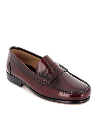 Mocasín de hombre vestir con antifaz rojo burdeos.