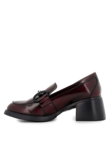 Mocasín tacón medio con hebilla para mujer rojo