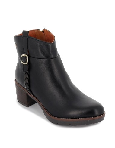 Botín de piel tacón medio hebilla negro