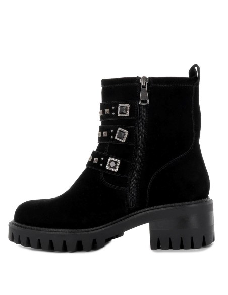Botín de piel con adornos de hebilla negro
