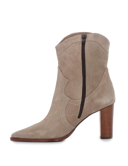 Botín serraje caramelo pespuntes tacón mujer