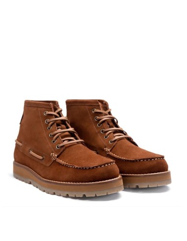 Bota tipo náutico de serraje hidrófugo para hombre