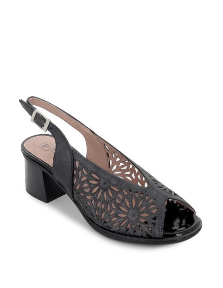 Sandalia cuña microperforado correa talón negro