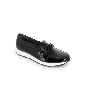 Mocasín plano con cadena de piel charol negra mujer Negro 2