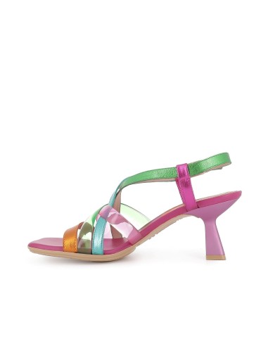 Sandalia vinilo hebilla con tacón para mujer