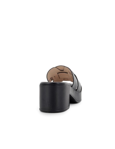 Sandalia de diario con piel y plataforma negra mujer Negro