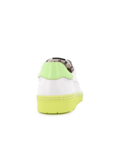 Deportivos piel contraste detalles amarillos hombre blanco