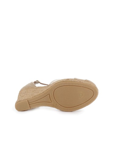 Zapato yute cuña y correa de mujer dorado