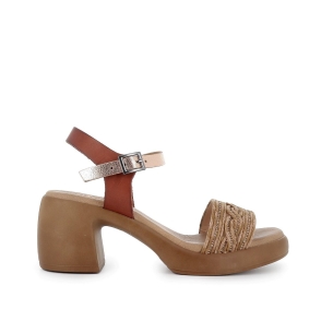 Sandalias de diario piel cadeneta metalizada y tacón cuero