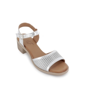 Sandalia troqueladas para diario de piel con tacón mujer plateado 2