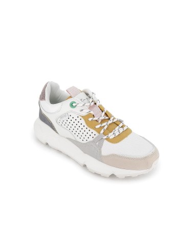 Zapatillas deportivas blancas con calados y plataforma para mujer Naranja