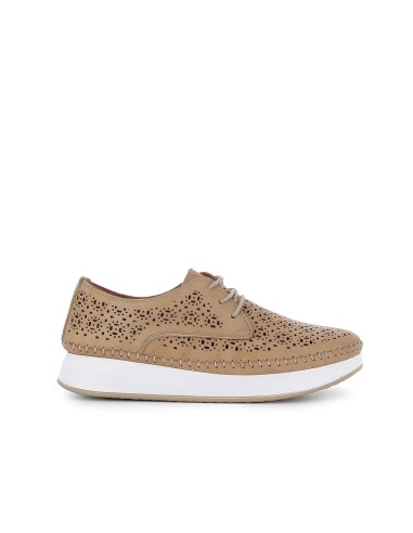 Zapato beige plano cordones con calados mujer  Beige