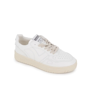 Deportiva urbana blanca cordones detalle al tono 2