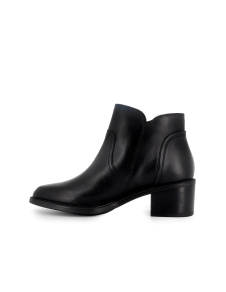 Botín piel corte irregular tacon bajo cremallera mujer negra