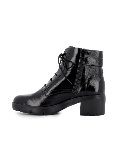 Botin militar charol cordones y hebilla tacon mujer negro
