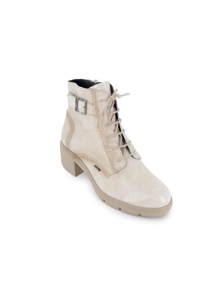 Botin militar charol cordones y hebilla tacon mujer beige