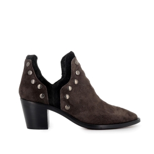 Botín piel lisa con aberturas y tachas para mujer tacon gris