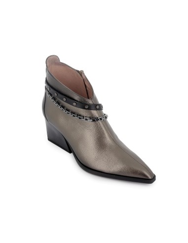 Botin piel de corte irregular con cadeneta y cremallera mujer plata
