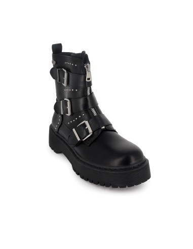 Botin biker triple hebillas tachas y cremallera mujer negra