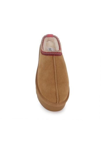 Zueco piel serraje con vivo y pelito interior mujer beige