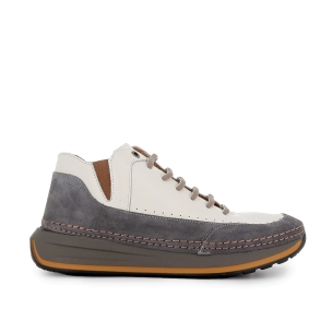 Deportivo abotinado piel con cordones y elastico mujer crema