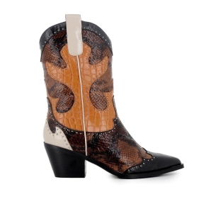 Botin tejano piel diseño tachas y contraste tacón y tacon marron mujer