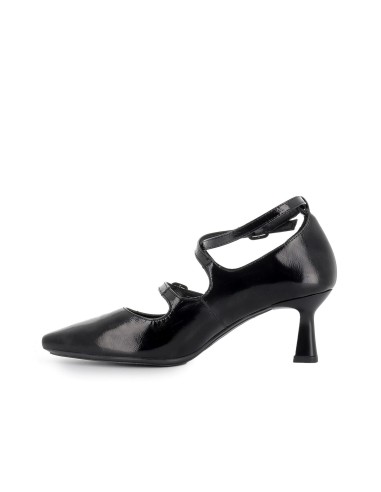 Zapato con correas cruzadas piel charol y tacon fino mujer negro