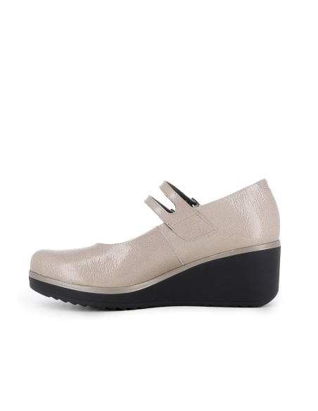 Zapato correa piel charol cuña mujer beige