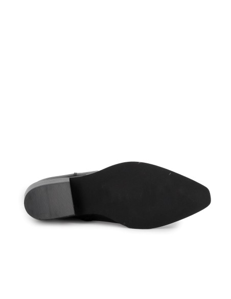 Botin tipo tejano piel lisa y grabados en la caña mujer negra