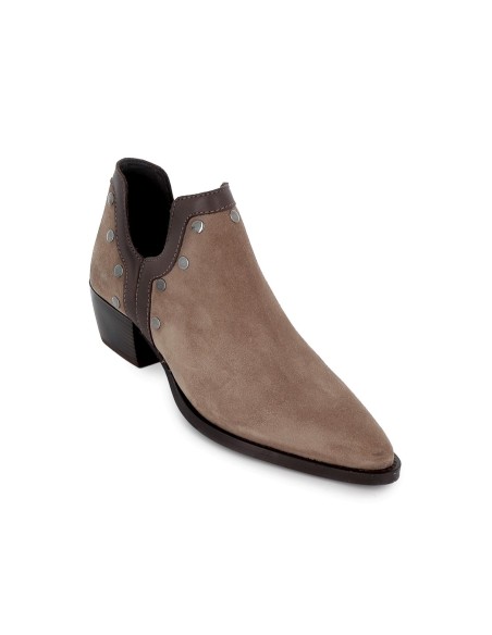 Botín piel abertura con tachas mujer marron