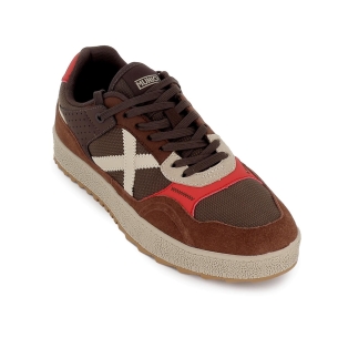 Deportivas piel serraje y nylon detalle rojo contraste hombre marron 2