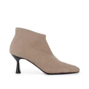 Botin cortado ante elastico tacón fino mujer beige
