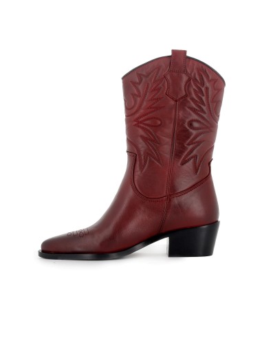 Bota campera piel lisa bordados tacón mujer roja