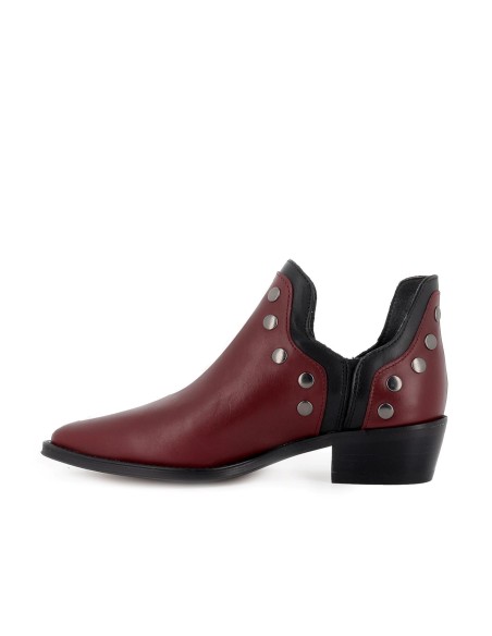 Botines abiertos piel napa diseño tachas y vivos con tacon 4 cm mujer rojo