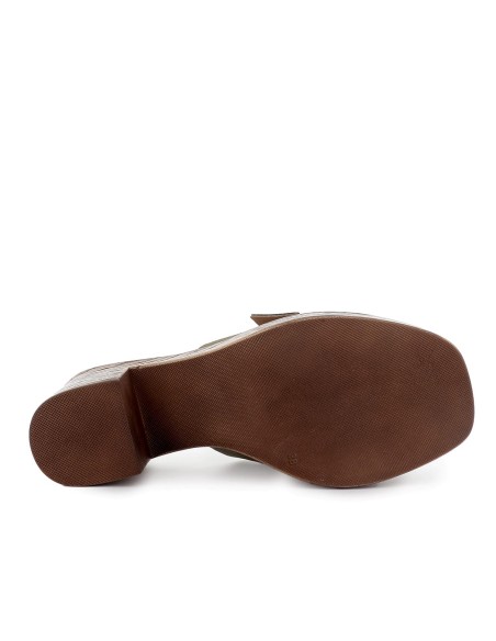 Zueco piel serraje con hebilla tacon tipo madera mujer kaki