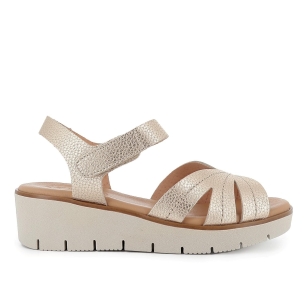 Sandalia piel pala corazon y velcro cuña ligera mujer dorado