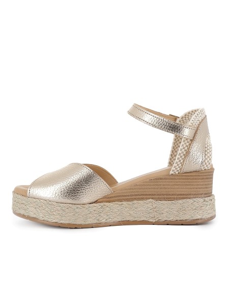 Sandalia piel pala corazon hebilla plataforma mujer dorado