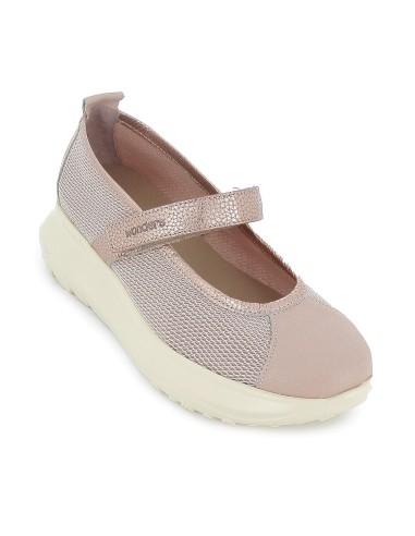 Zapato con correa piel y rejilla velcro cuña ligera mujer beige