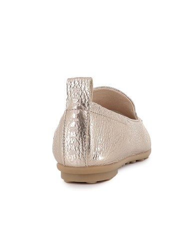 Mocasin piel lisa piso plano de goma mujer dorada