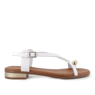 Sandalia piel tiras cruzadas y adorno metal plano mujer blanco