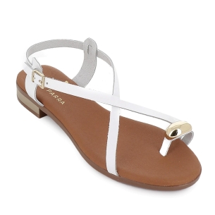 Sandalia piel tiras cruzadas y adorno metal plano mujer blanco 2