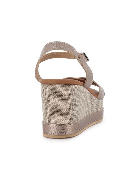 Sandalia piel con tiras cruzadas cuña forrada mujer dorada