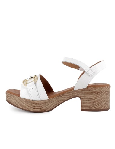Sandalia piel suela cómoda con hebilla y tacon mujer blanca