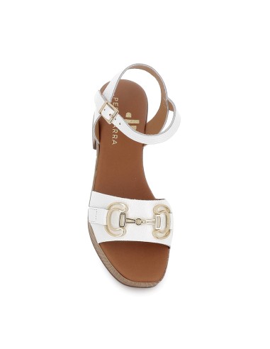 Sandalia piel suela cómoda con hebilla y tacon mujer blanca