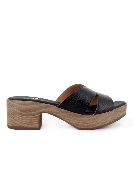 Zueco con tacon y plantilla acolchada mujer negro