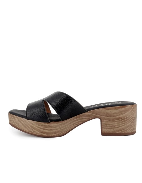 Zueco con tacon y plantilla acolchada mujer negro