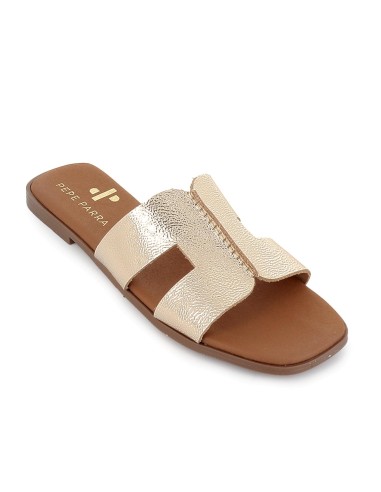 Zueco piel plano horma cuadrada mujer dorado