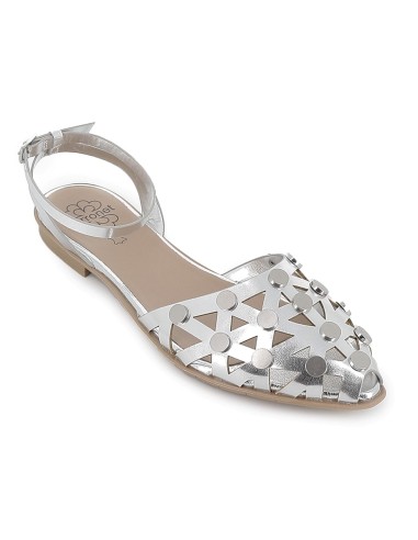 Sandalia piel con remaches y calados tacon bajo mujer plateada