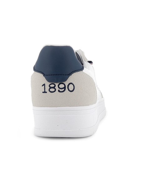 Deportivo tenis napa y serraje contraste detalle hombre blanco